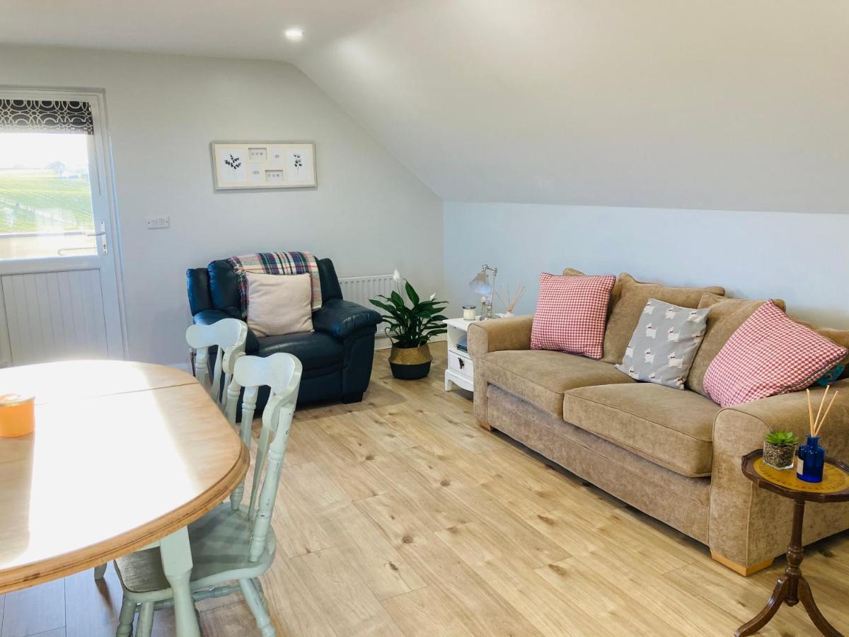 Appartamento The Loft At Number 84 Ballymena Esterno foto