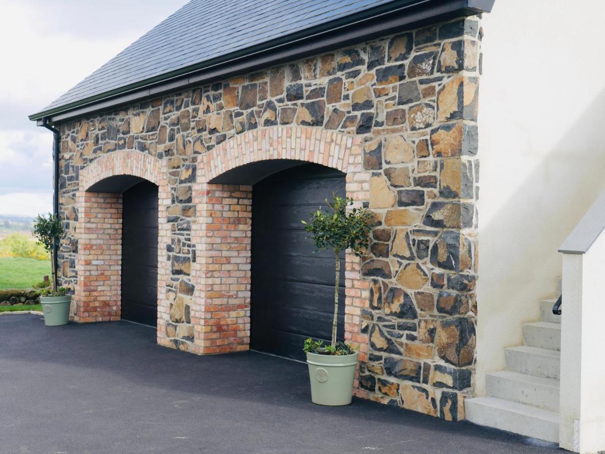 Appartamento The Loft At Number 84 Ballymena Esterno foto